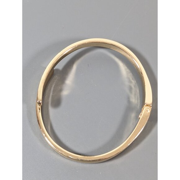 Modernist Gold Tone Bypass Hinge Bangle Bracelet Retro Glam 7 in - Picture 7 of 9